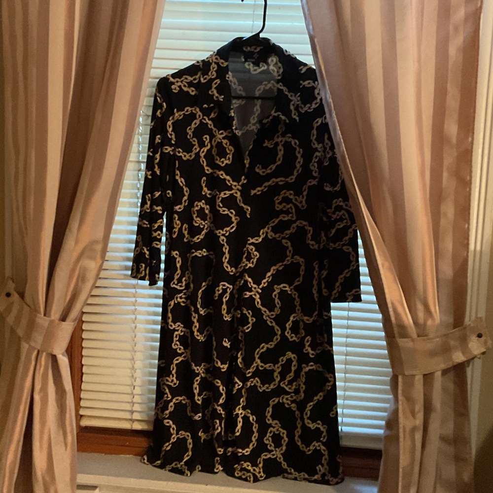 Ronni Nicole Black Dress with Gold Chain Pattern